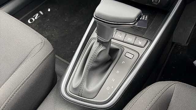 Hyundai I20 i20 5Dr HAT 1.0 T-gdi 100ps Ultimate DCT Meta Blue