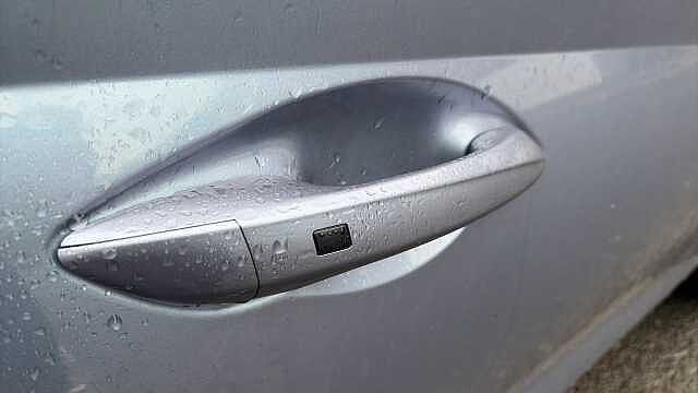 Hyundai I20 i20 5Dr HAT 1.0 T-gdi 100ps Ultimate DCT Meta Blue