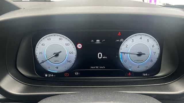 Hyundai BAYON Bayon HAT 1.0 T-gdi 90PS Black Line Meta Blue