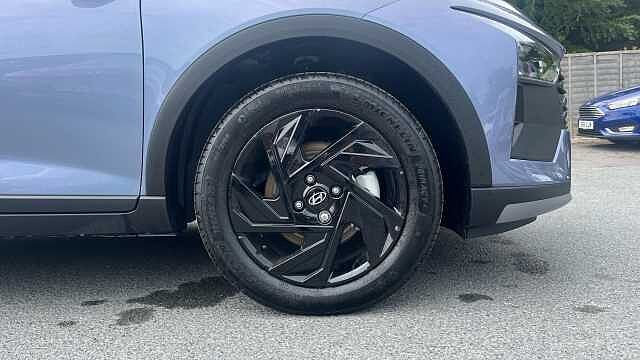 Hyundai BAYON Bayon HAT 1.0 T-gdi 90PS Black Line Meta Blue