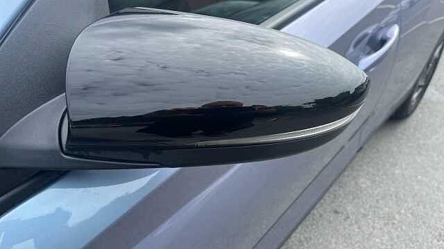 Hyundai BAYON Bayon HAT 1.0 T-gdi 90PS Black Line Meta Blue