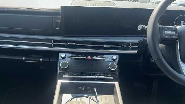 Hyundai Santa Fe SANTA FE 1.6 TGDi Plug-in Hybrid Premium 5dr 4WD Auto