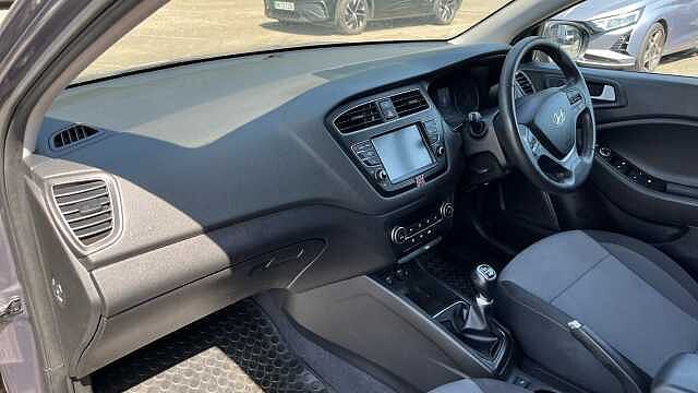Hyundai i20 I20 1.2 MPi Premium Nav 5dr