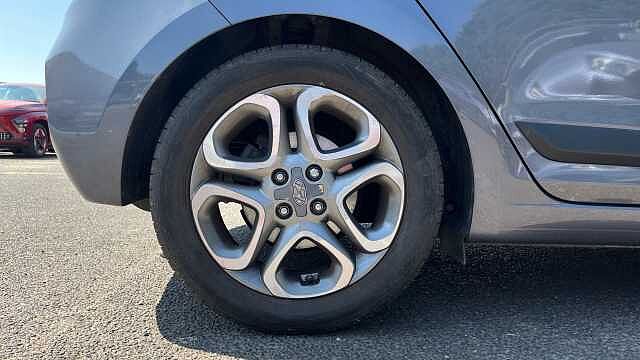 Hyundai i20 I20 1.2 MPi Premium Nav 5dr