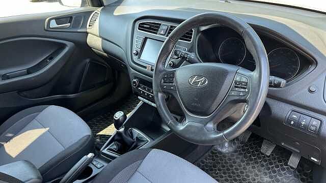 Hyundai i20 I20 1.2 MPi Premium Nav 5dr
