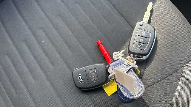 Hyundai I10 1.2 MPi Premium 5dr Auto Petrol Hatchback Blue