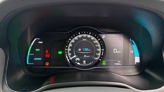 Hyundai IONIQ 1.6 GDi Plug-in Hybrid Premium SE 5dr DCT Hatchback