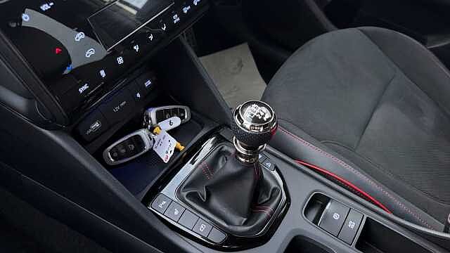 Hyundai TUCSON 1.6 TGDi N Line 5dr 2WD Petrol Estate Silver