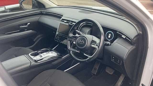 Hyundai TUCSON 1.6 TGDi Hybrid 230 Premium 5dr 2WD Auto Hybrid Estate White