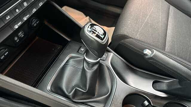 Hyundai TUCSON 1.6 GDi SE Nav 5dr 2WD Petrol Estate White