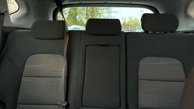 Hyundai TUCSON 1.6 GDi SE Nav 5dr 2WD Petrol Estate White