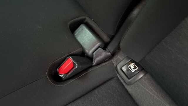 Hyundai TUCSON 1.6 GDi SE Nav 5dr 2WD Petrol Estate White