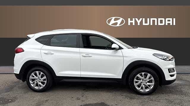 Hyundai TUCSON 1.6 GDi SE Nav 5dr 2WD Petrol Estate White