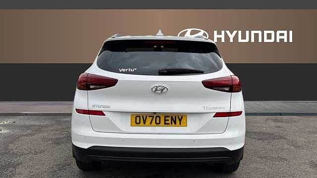 Hyundai TUCSON 1.6 GDi SE Nav 5dr 2WD Petrol Estate White