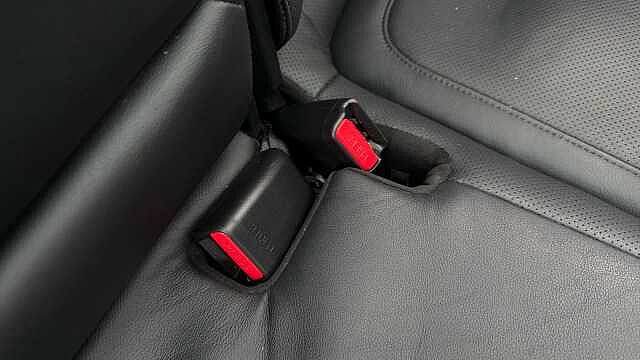 Hyundai TUCSON 1.6 TGDi Ultimate 5dr 2WD Petrol Estate Red