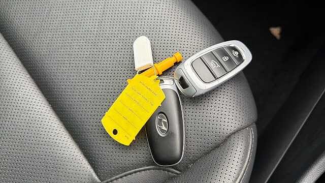 Hyundai TUCSON 1.6 TGDi Ultimate 5dr 2WD Petrol Estate Red