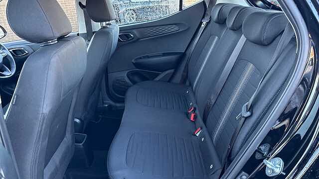 Hyundai I10 1.0 [63] Advance 5dr Auto [Nav] Petrol Hatchback Black