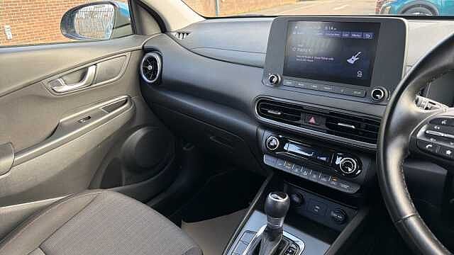 Hyundai KONA 1.6 GDi Hybrid SE Connect 5dr DCT Hybrid Hatchback Blue