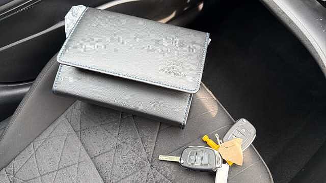 Hyundai BAYON 1.0 TGDi [120] 48V MHEV Premium 5dr DCT Petrol Hatchback Green