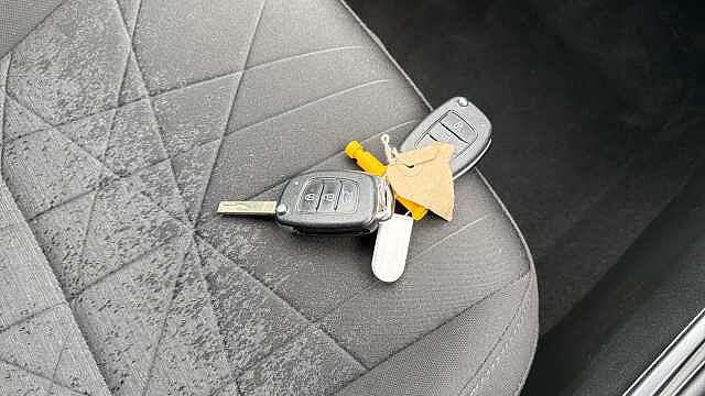 Hyundai BAYON 1.0 TGDi [120] 48V MHEV Premium 5dr DCT Petrol Hatchback Green