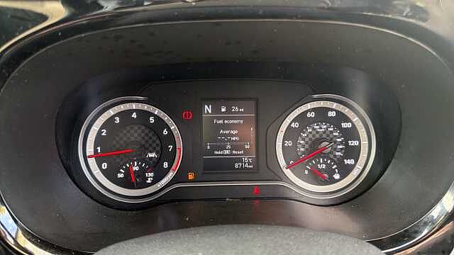 Hyundai i10 1.2 MPi Premium 5dr Auto Petrol Hatchback