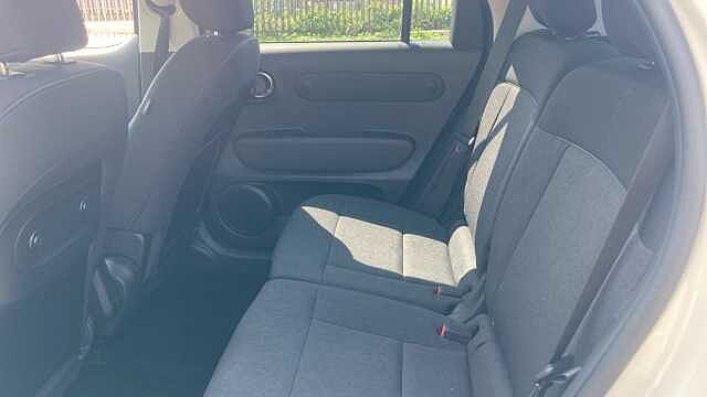 Hyundai INSTER 85kW 02 49kWh 5dr Auto Electric Hatchback