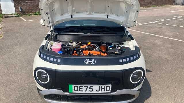 Hyundai INSTER 85kW 02 49kWh 5dr Auto Electric Hatchback