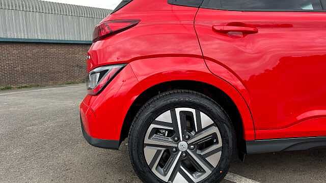 Hyundai KONA 150kW Ultimate 64kWh 5dr Auto Electric Hatchback