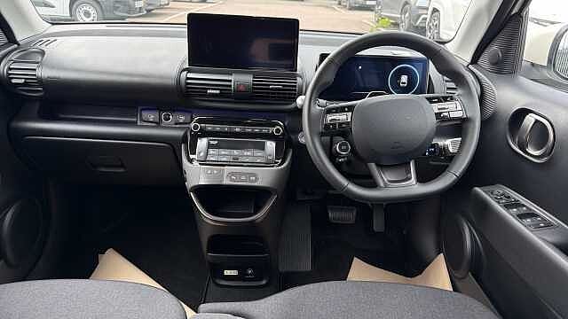 Hyundai INSTER 85kW 02 49kWh 5dr Auto Electric Hatchback