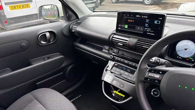 Hyundai INSTER 85kW 02 49kWh 5dr Auto Electric Hatchback