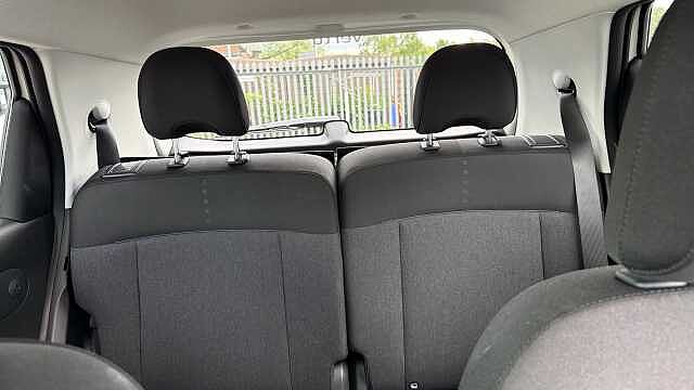 Hyundai INSTER 85kW 02 49kWh 5dr Auto Electric Hatchback