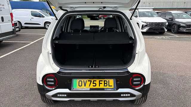 Hyundai INSTER 85kW 02 49kWh 5dr Auto Electric Hatchback