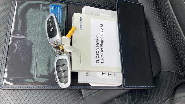 Hyundai TUCSON 1.6 TGDi Plug-in Hybrid Ultimate 5dr 4WD Auto Estate Red