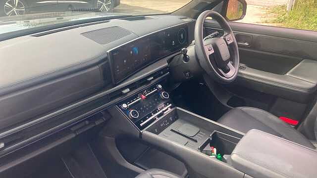 Hyundai SANTA FE 1.6 TGDi Plug-in Hybrid Calligraphy 5dr 4WD Auto Estate