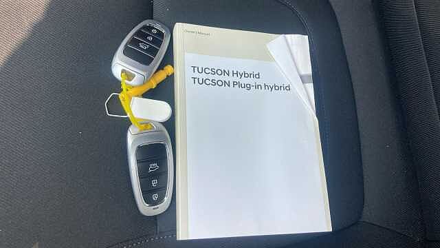 Hyundai TUCSON 1.6 TGDi Hybrid 230 Premium 5dr 2WD Auto Hybrid Estate Silver