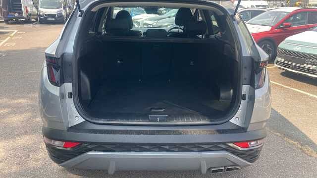 Hyundai TUCSON 1.6 TGDi Hybrid 230 Premium 5dr 2WD Auto Hybrid Estate Silver
