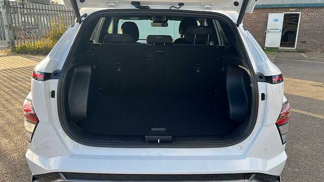 Hyundai KONA 1.6 GDi Hybrid N Line 5dr DCT Hybrid Hatchback White