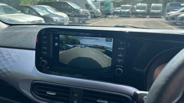 Hyundai i10 1.2 MPi Premium 5dr Auto Petrol Hatchback