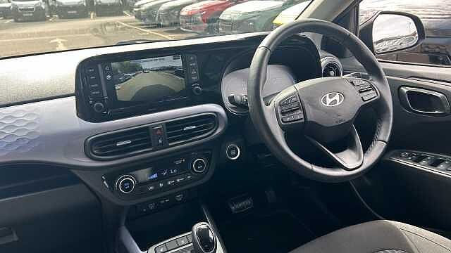Hyundai i10 1.2 MPi Premium 5dr Auto Petrol Hatchback