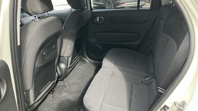 Hyundai INSTER 85kW 02 49kWh 5dr Auto Electric Hatchback