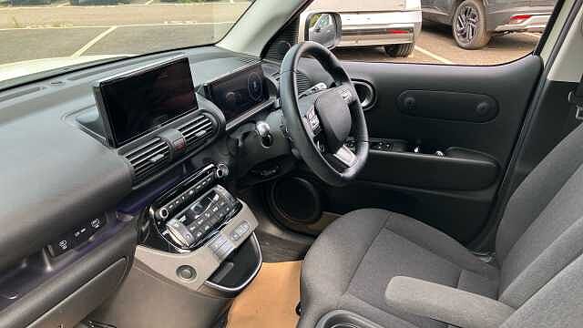Hyundai INSTER 85kW 02 49kWh 5dr Auto Electric Hatchback