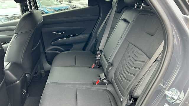 Hyundai TUCSON 1.6T 239 Hybrid Black Line 5dr Auto Hybrid Estate