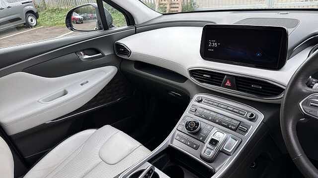 Hyundai SANTA FE 1.6 TGDi Plug-in Hybrid Ultimate 5dr 4WD Auto Estate