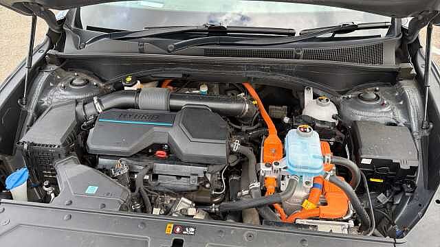 Hyundai SANTA FE 1.6 TGDi Plug-in Hybrid Ultimate 5dr 4WD Auto Estate
