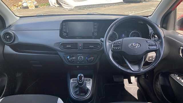 Hyundai i10 1.0 MPi SE Connect 5dr Auto Petrol Hatchback