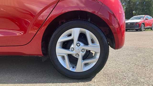Hyundai i10 1.0 MPi SE Connect 5dr Auto Petrol Hatchback