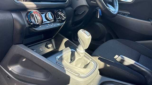 Hyundai KONA 1.0 TGDi 48V MHEV SE Connect 5dr Petrol Hatchback