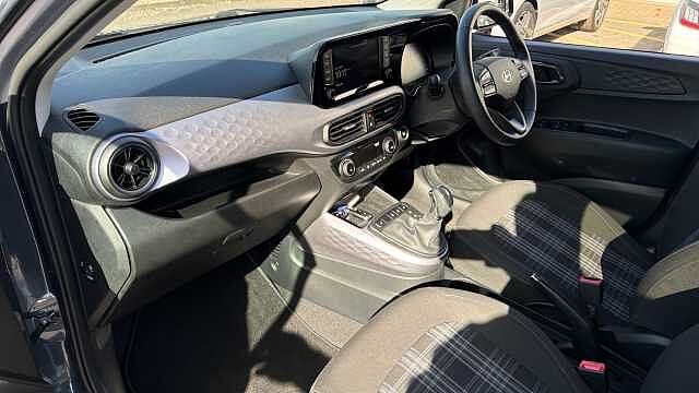Hyundai i10 1.0 [63] Premium 5dr Auto [Nav] Petrol Hatchback