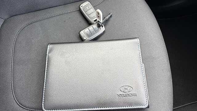 Hyundai TUCSON 1.6 TGDi Hybrid 230 SE Connect 5dr 2WD Auto Hybrid Estate Grey