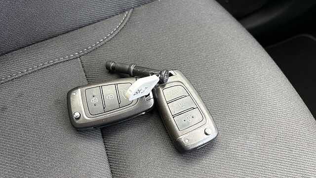 Hyundai TUCSON 1.6 TGDi Hybrid 230 SE Connect 5dr 2WD Auto Hybrid Estate Grey